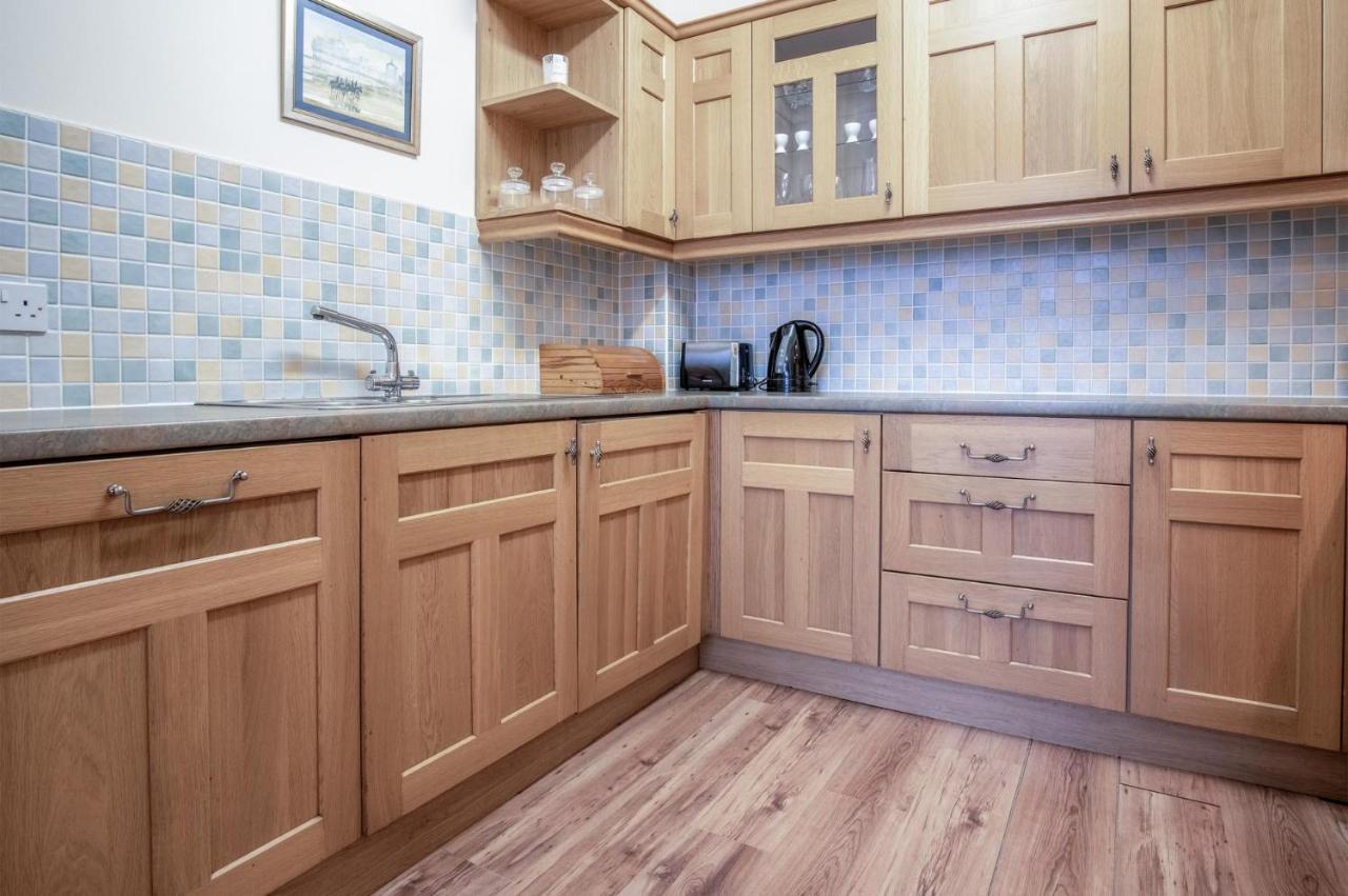 Arcadia - 1 Bedroom Apartment - Tenby Esterno foto