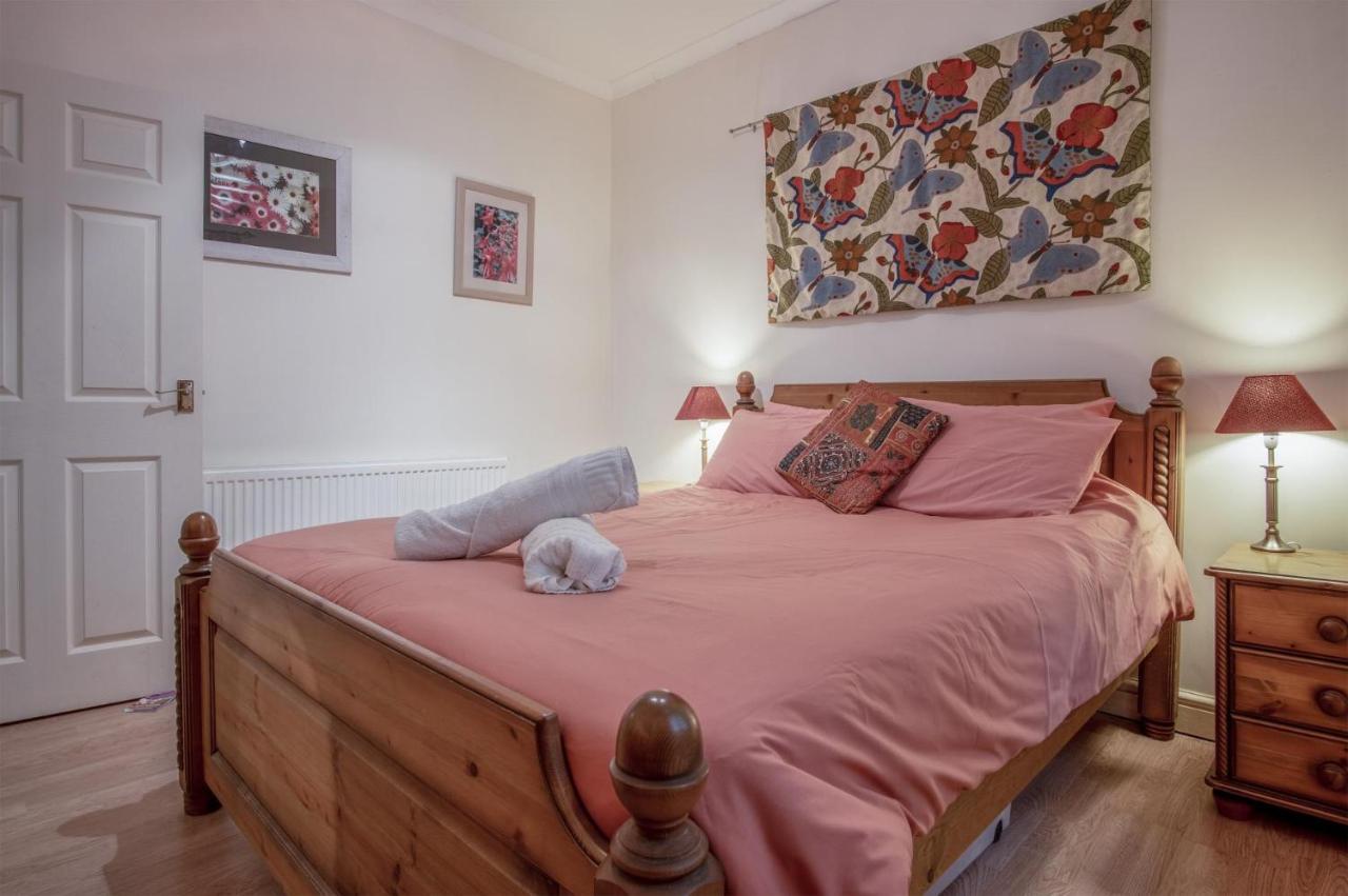 Arcadia - 1 Bedroom Apartment - Tenby Esterno foto